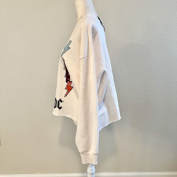 AC/DC Grayson Threads Women's XL White Cropped Lightning Bolt Sweatshirt Band T - Picture 6 of 10